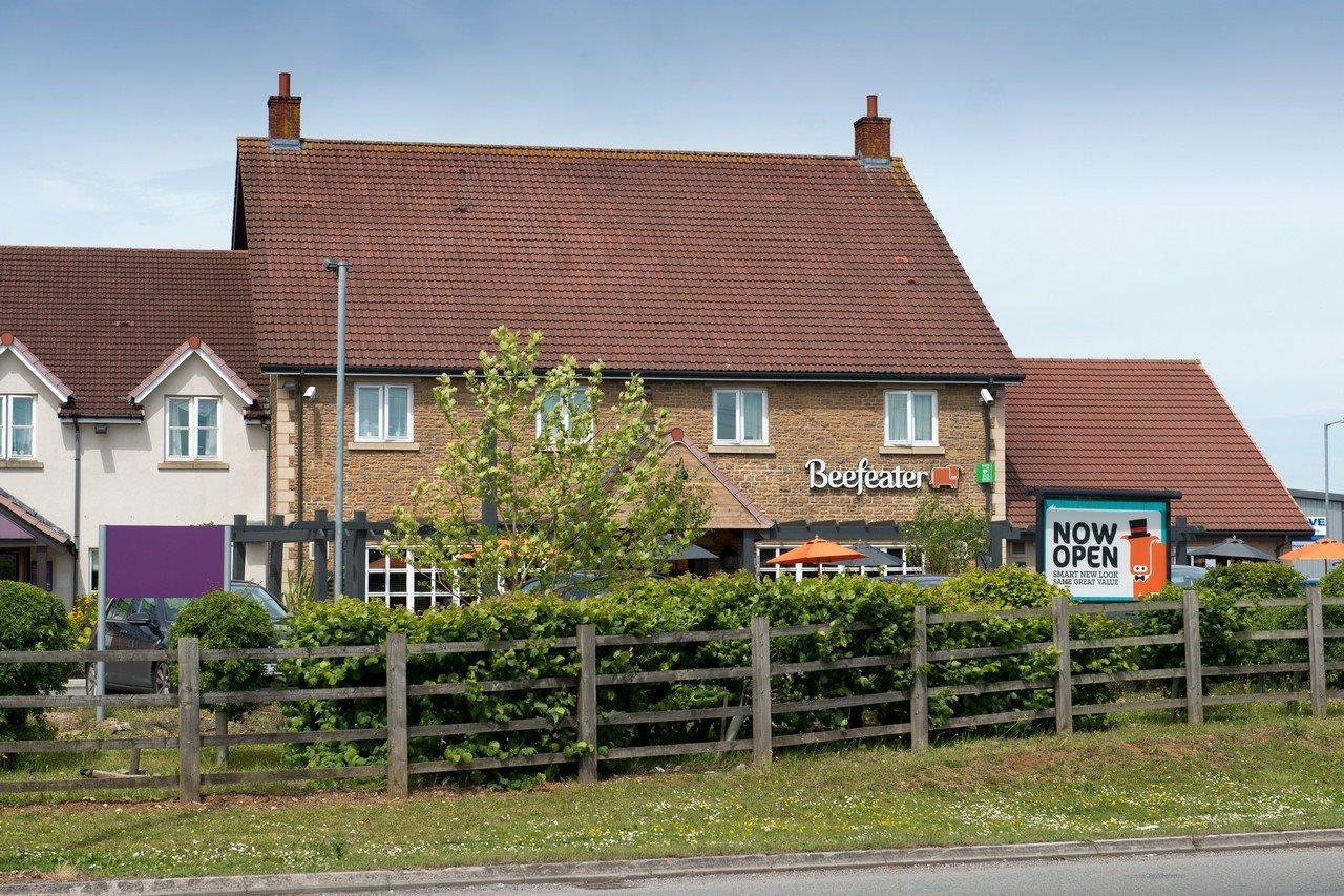 Premier Inn Frome Bagian luar foto