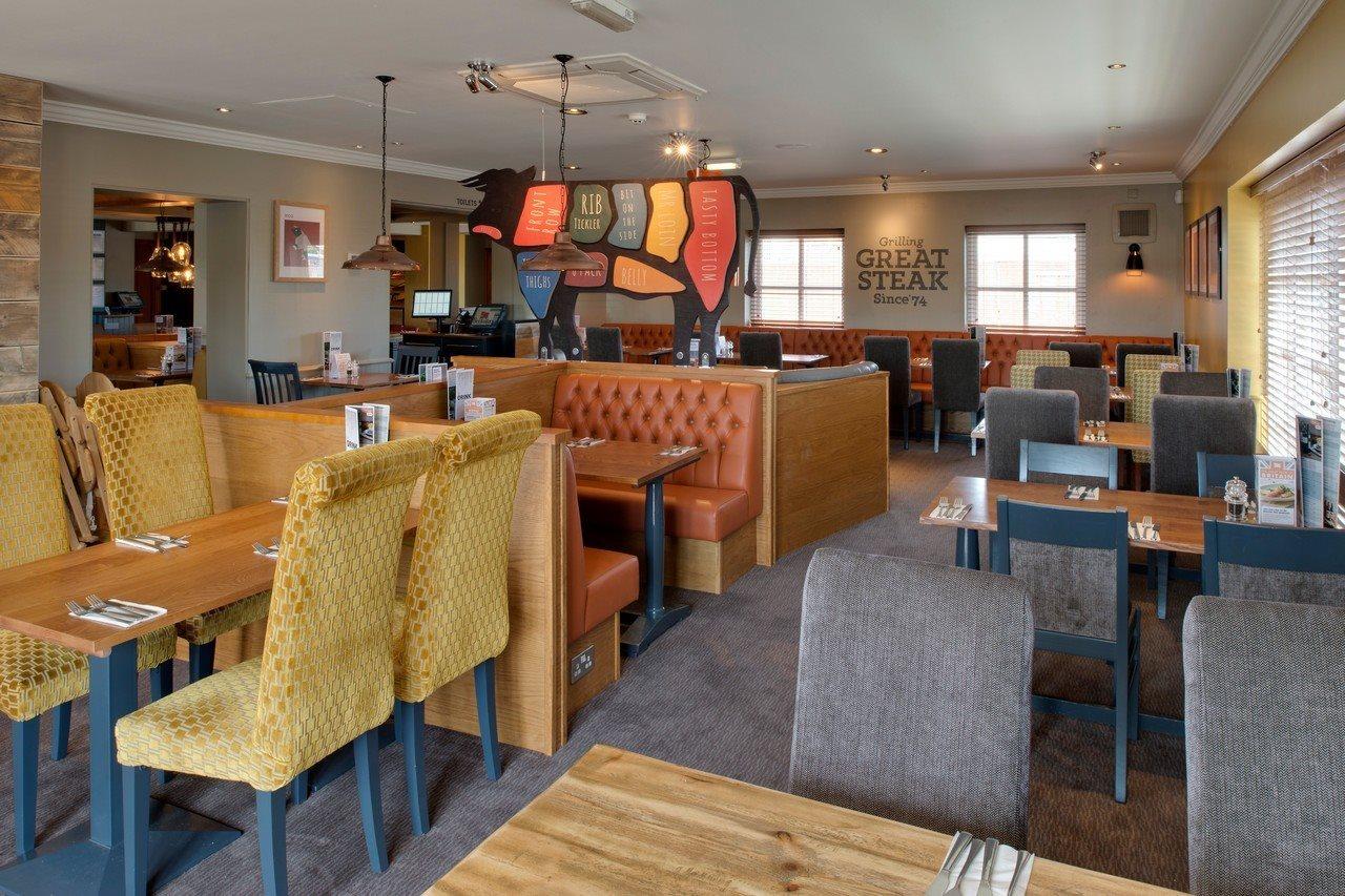 Premier Inn Frome Bagian luar foto